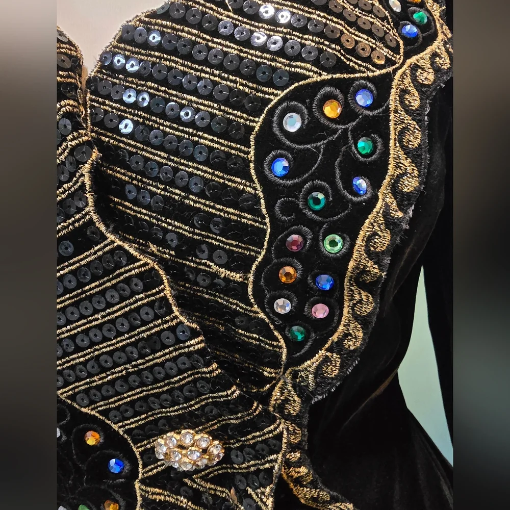 Exquisite Black Velvet Embellished Julie Duroche Jacket - Picture 3 of 9